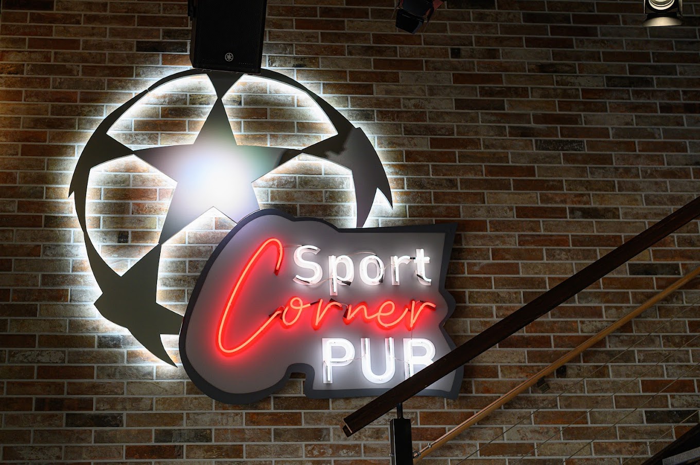 Sport Corner Pub, Paks